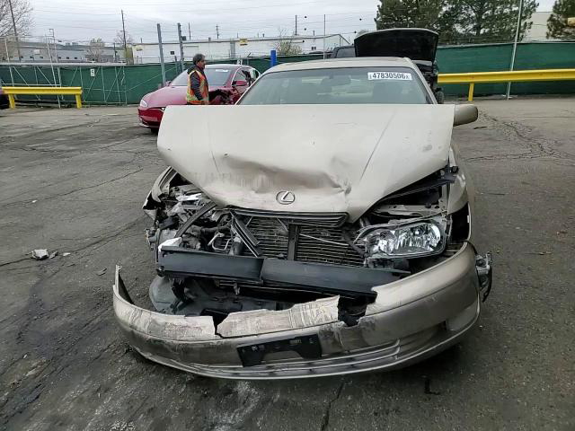 Lexus ES 1999