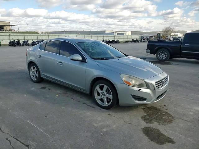 Volvo S60 2013
