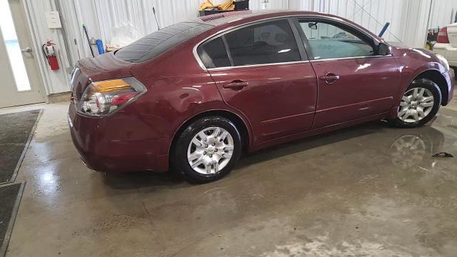 Nissan Altima 2012