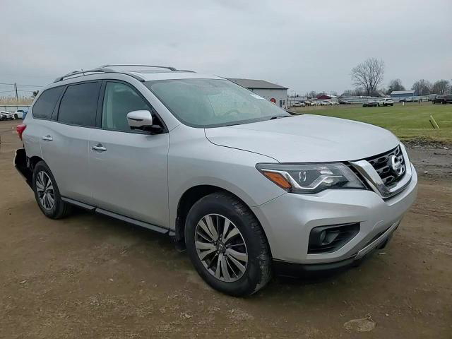 Nissan Pathfinder 2017