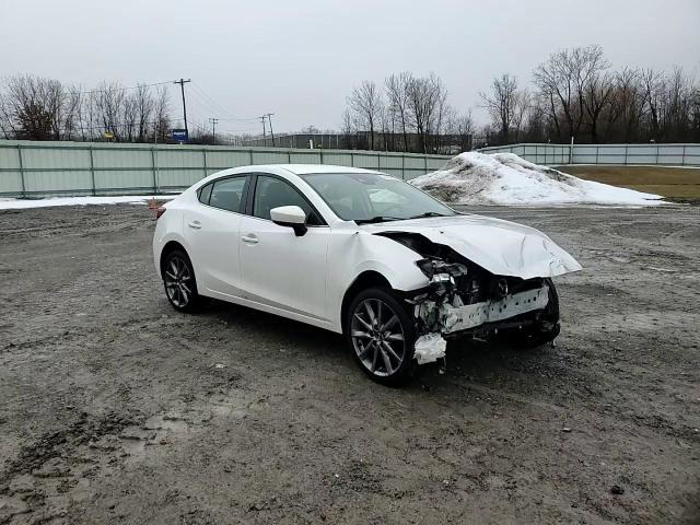 Mazda 3 2018