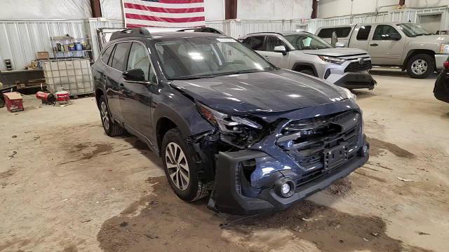 Subaru Outback 2025
