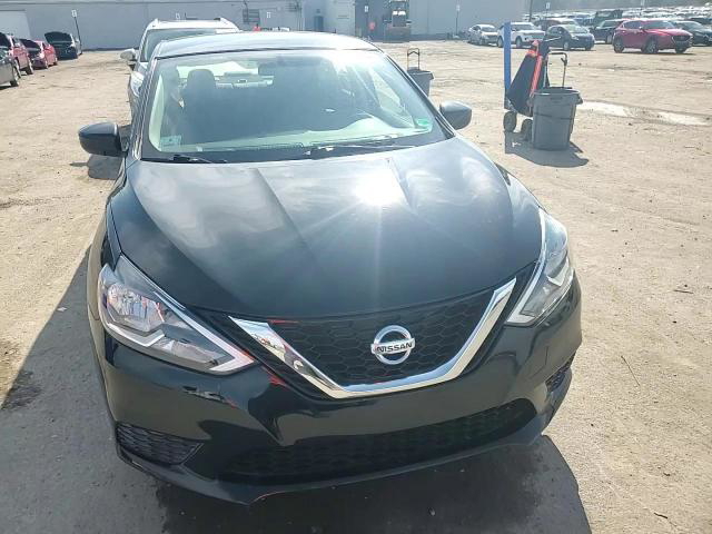 Nissan Sentra 2016