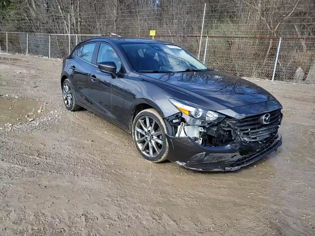 Mazda 3 2018