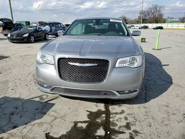 Chrysler 300C 2016