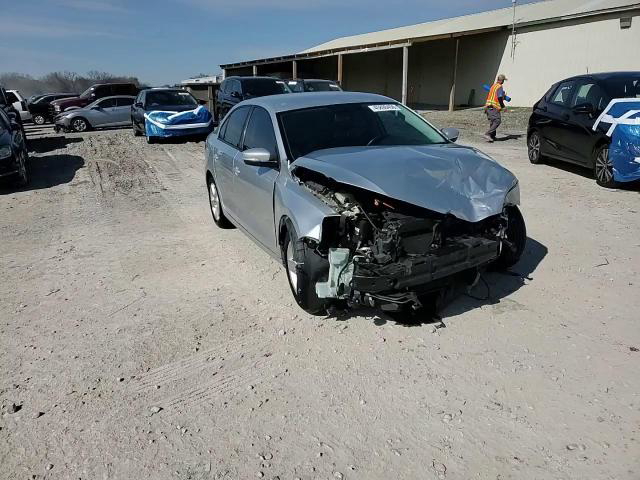 Volkswagen Jetta 2012