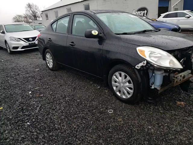 Nissan Versa 2012