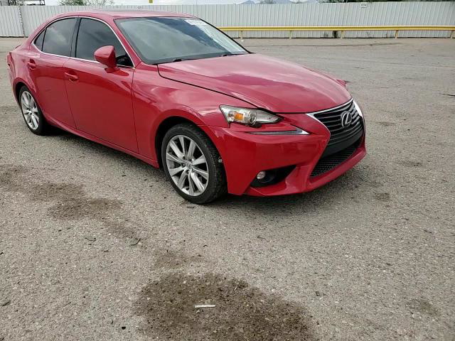 Lexus IS 2016