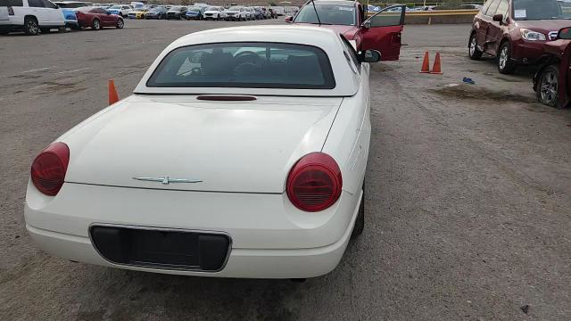 Ford Thunderbird 2003