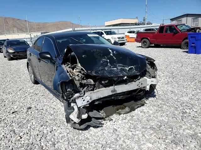 Lexus IS 2006