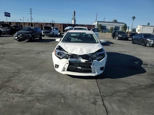 Toyota Corolla 2015