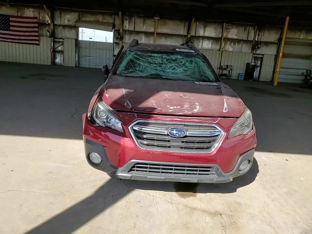 Subaru Outback 2018