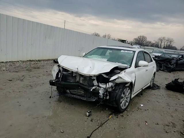 Toyota Avalon 2012