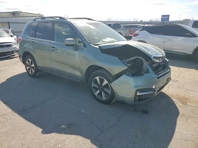 Subaru Forester 2017