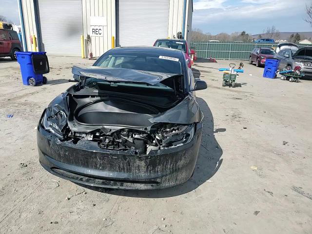 Tesla Model 3 2025