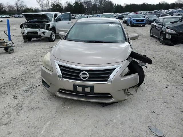 Nissan Altima 2013
