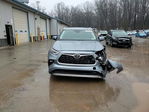 Toyota Highlander 2021