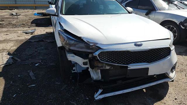 Kia Cadenza 2017