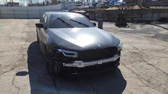 BMW M5 2021