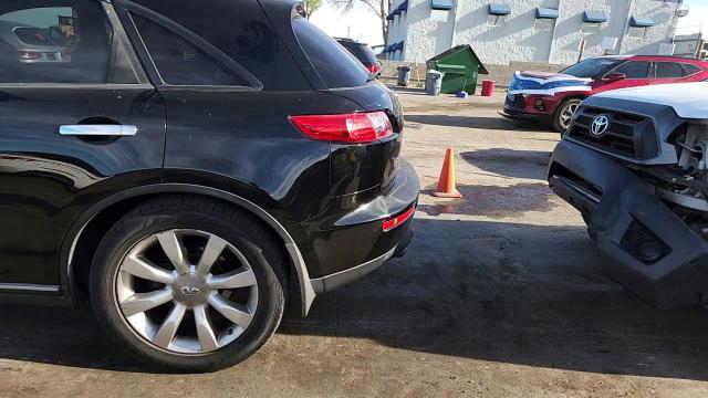 Infiniti FX 2005