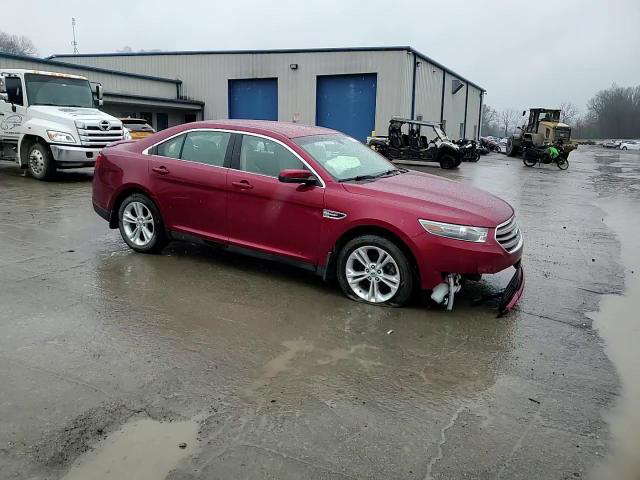 Ford Taurus 2014