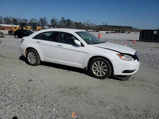 Chrysler 200 2013