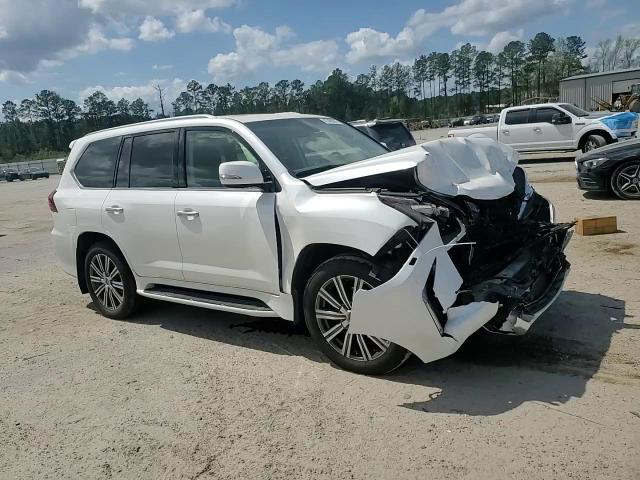 Lexus LX 2016