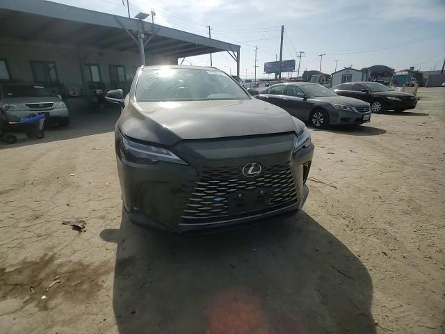 Lexus RX 2025