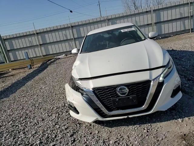 Nissan Altima 2022