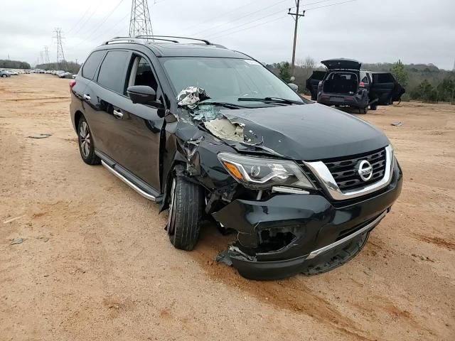 Nissan Pathfinder 2017