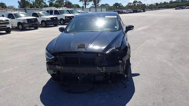 Ford Fusion 2017