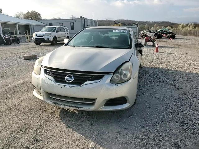 Nissan Altima 2010