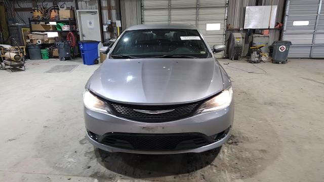 Chrysler 200 2016