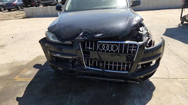 Audi Q7 2011