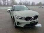 Volvo XC40 2025