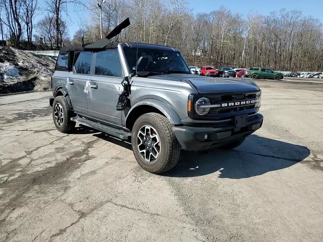 Ford Bronco 2024