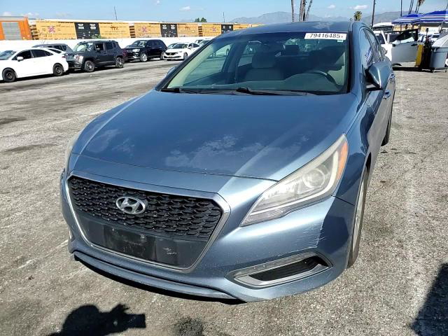 Hyundai  2016