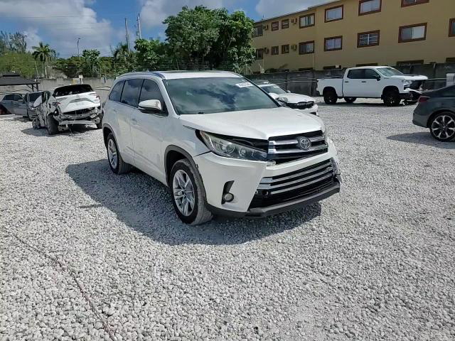 Toyota Highlander 2017
