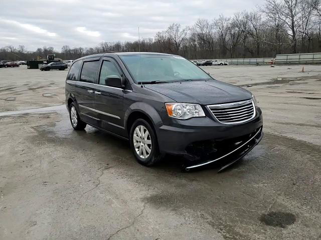 Chrysler Voyager 2016