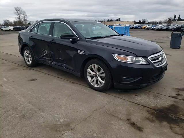 Ford Taurus 2010