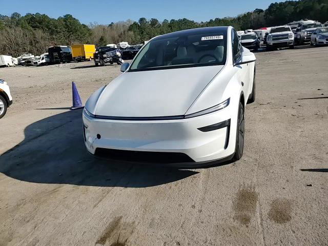 Tesla Model Y 2026