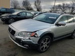 Volvo XC70 2015