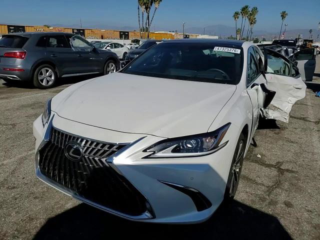 Lexus ES 2025