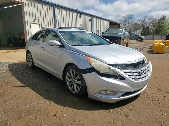 Hyundai Sonata 2011