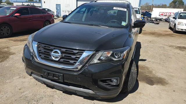 Nissan Pathfinder 2020