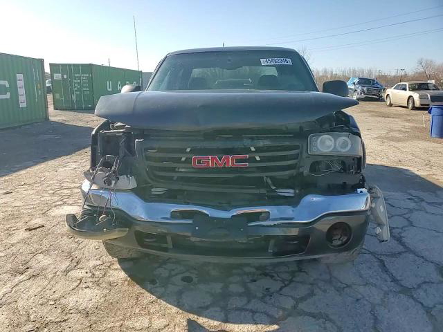 GMC Sierra 2005