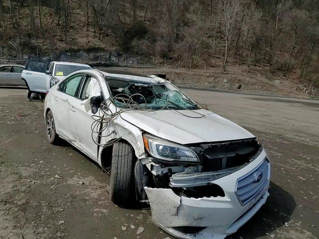 Subaru Legacy 2017