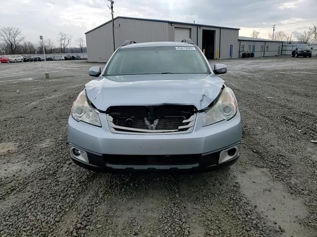Subaru Outback 2012
