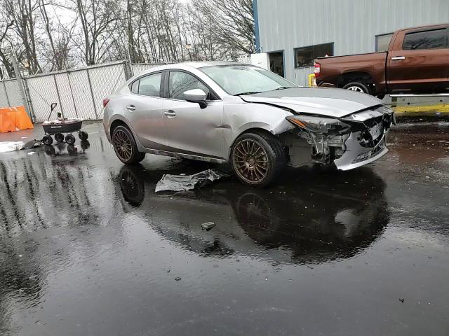 Mazda 3 2016