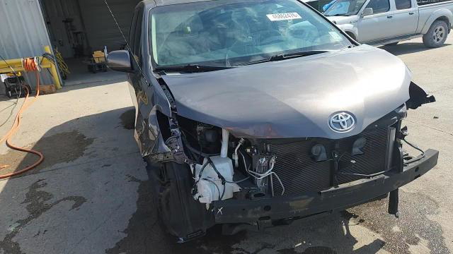 Toyota Sienna 2014